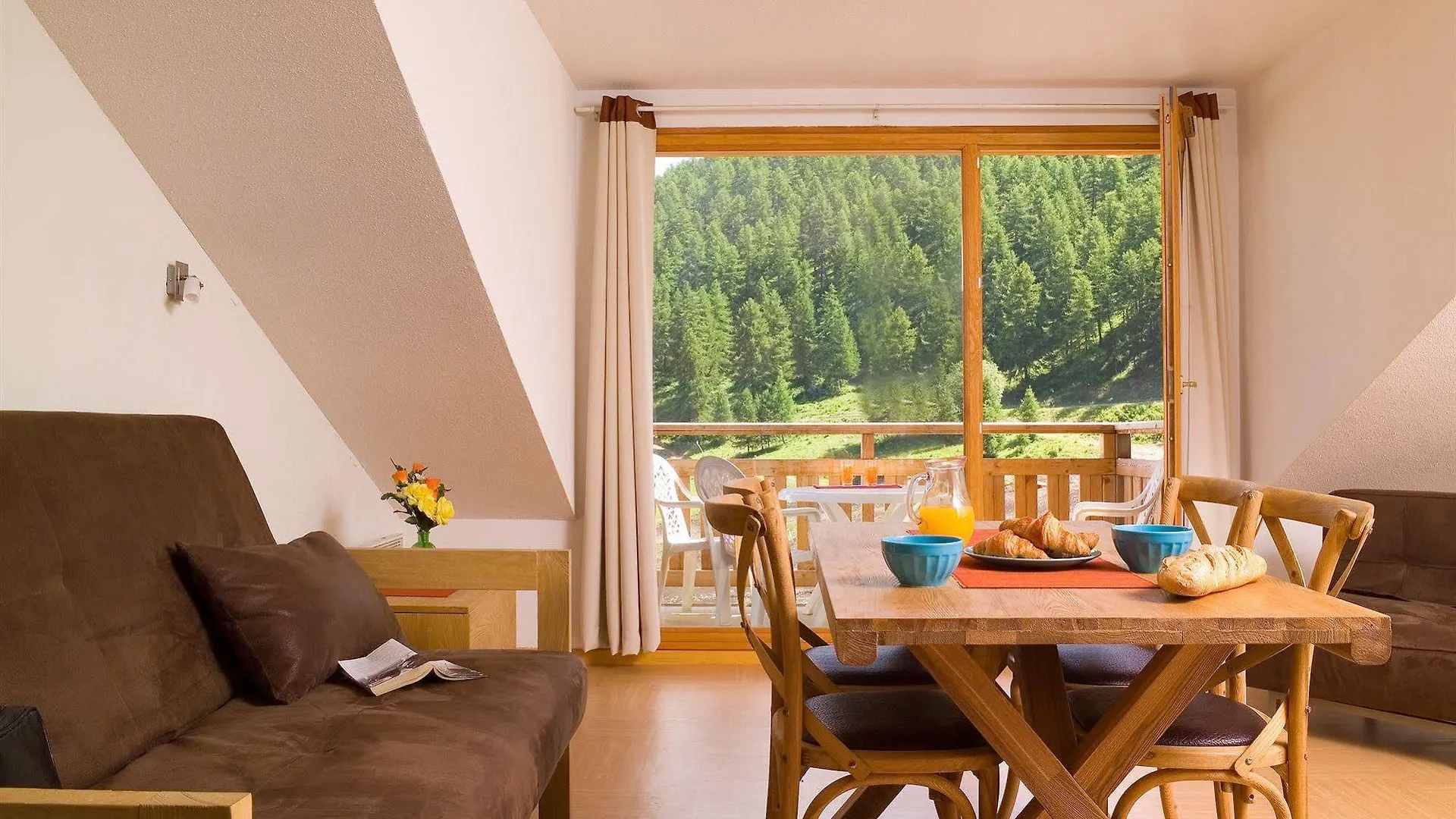 Madame Vacances Residence Le Parc Des Airelles Les Orres Aparthotel